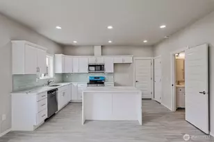 934 E 61st St, Tacoma, WA 98408 - Photo 6