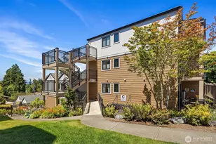 1024 5th Ave S, Edmonds, WA 98020 - Photo 2