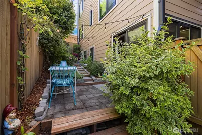 1024 5th Avenue S #C001, Edmonds, WA 98020 - Photo 4