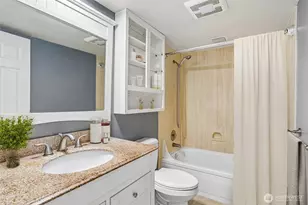 10809 SE 235th St, Kent, WA 98031 - Photo 18