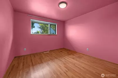 10412 61st Avenue S, Seattle, WA 98178 - Photo 8