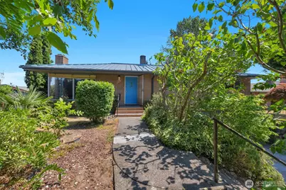 10412 61st Avenue S, Seattle, WA 98178 - Photo 1