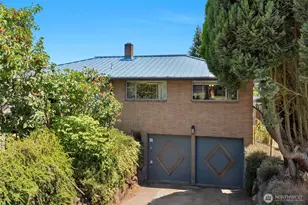 10412 61st Ave S, Seattle, WA 98178 - Photo 2