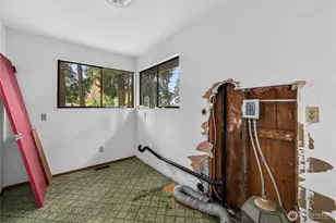 16030 33rd Ave NE, Lake Forest Park, WA 98155 - Photo 14