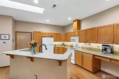 222 105th Street E, Tacoma, WA 98445 - Photo 6