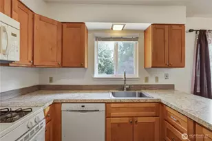194 May Street W, Port Orchard, WA 98366 - Photo 6