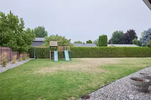 1266 SE Independence Dr, College Place, WA 99324 - Photo 18