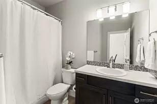 8064 E Commons Ct, Port Orchard, WA 98366 - Photo 8