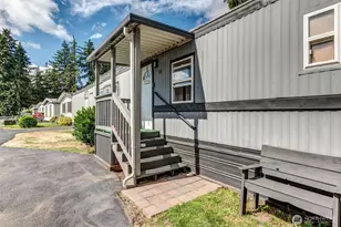 11622 Silver Lake Rd, Everett, WA 98208 - Photo 2
