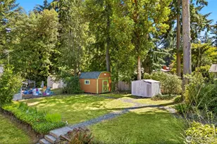 41 NW Doncee Dr, Bremerton, WA 98311 - Photo 38