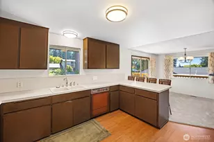 41 NW Doncee Dr, Bremerton, WA 98311 - Photo 14