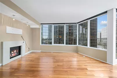 10700 NE 4th Street #1112, Bellevue, WA 98004 - Photo 4