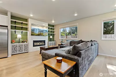 18302 34th Avenue Ct E, Tacoma, WA 98446 - Photo 2