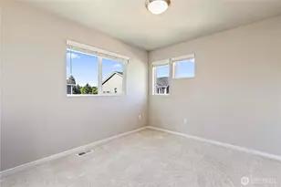 18302 34th Ave Ct E, Tacoma, WA 98446 - Photo 16