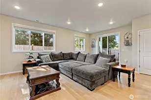 18302 34th Ave Ct E, Tacoma, WA 98446 - Photo 4