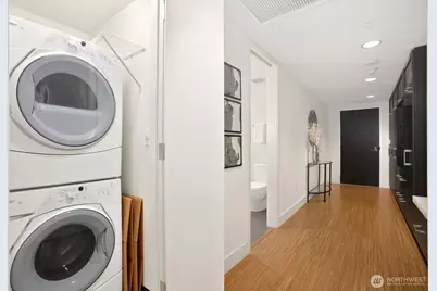 820 Blanchard Street #910, Seattle, WA 98121 - Photo 18