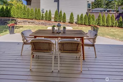 14004 SE 20th Street, Bellevue, WA 98007 - Photo 32