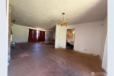 3303 Galvin Road, Centralia, WA 98531 - Photo 2