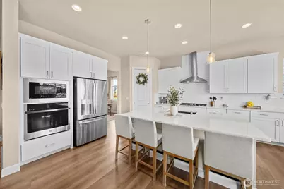 20710 156th Street E, Bonney Lake, WA 98391 - Photo 16