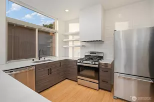 206 22nd Ave, Seattle, WA 98122 - Photo 6