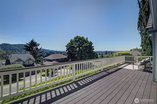8211 128th Ave SE, Newcastle, WA 98056 - Photo 14