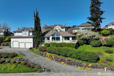 8211 128th Avenue SE, Newcastle, WA 98056 - Photo 1
