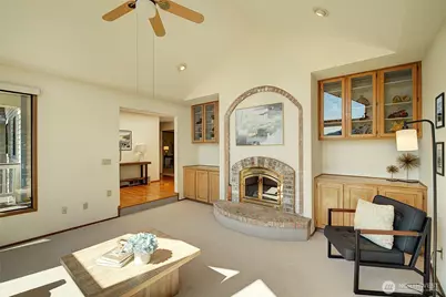 8211 128th Avenue SE, Newcastle, WA 98056 - Photo 6