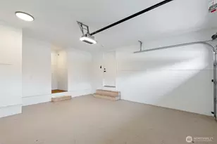 9001 28th Ave NW, Seattle, WA 98117 - Photo 28