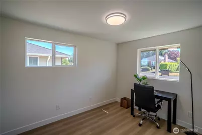 7716 S Mission Drive, Seattle, WA 98178 - Photo 22