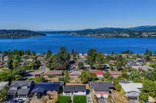 7716 S Mission Dr, Seattle, WA 98178 - Photo 38