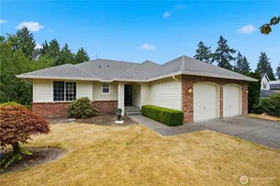 829 191st St SW, Lynnwood, WA 98036 - Photo 1