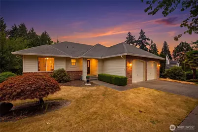 829 191st Street SW, Lynnwood, WA 98036 - Photo 2