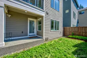 19724 Meridian Pl W, Bothell, WA 98012 - Photo 2