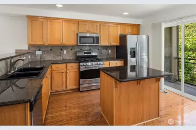 2755 SW Sylvan Heights Drive, Seattle, WA 98106 - Photo 10