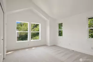2755 SW Sylvan Heights Dr, Seattle, WA 98106 - Photo 14