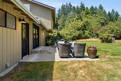 5356 Ruby Place NE, Bainbridge Island, WA 98110 - Photo 36