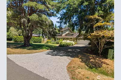 5356 Ruby Place NE, Bainbridge Island, WA 98110 - Photo 2