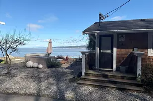 3151 Shoreline Dr, Camano Island, WA 98282 - Photo 2