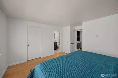 4231 NE 5th Street #B203, Renton, WA 98059 - Photo 8
