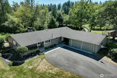 18021 Issaquah Hobart Road SE, Issaquah, WA 98027 - Photo 2