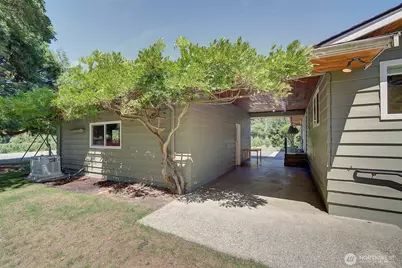 18021 Issaquah Hobart Road SE, Issaquah, WA 98027 - Photo 36