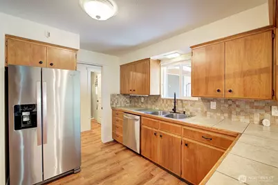 18021 Issaquah Hobart Road SE, Issaquah, WA 98027 - Photo 20