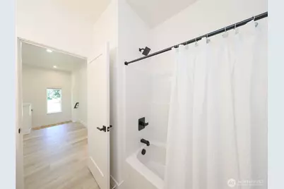 3333 Nassau Street #B, Everett, WA 98201 - Photo 28