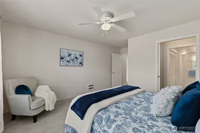 4437 Providence Point Place SE #2631, Issaquah, WA 98029 - Photo 24