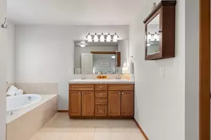 22622 SE 271st St, Maple Valley, WA 98038 - Photo 18