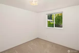 12018 Gibson Rd, Everett, WA 98204 - Photo 16