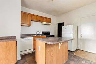 2371 S Yakima Ave, Tacoma, WA 98405 - Photo 6