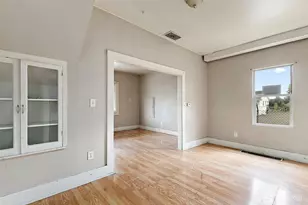 2371 S Yakima Ave, Tacoma, WA 98405 - Photo 6
