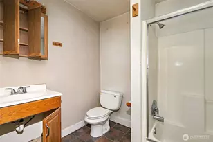 2371 S Yakima Ave, Tacoma, WA 98405 - Photo 10