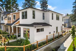 9331 126th Ave NE, Kirkland, WA 98033 - Photo 1